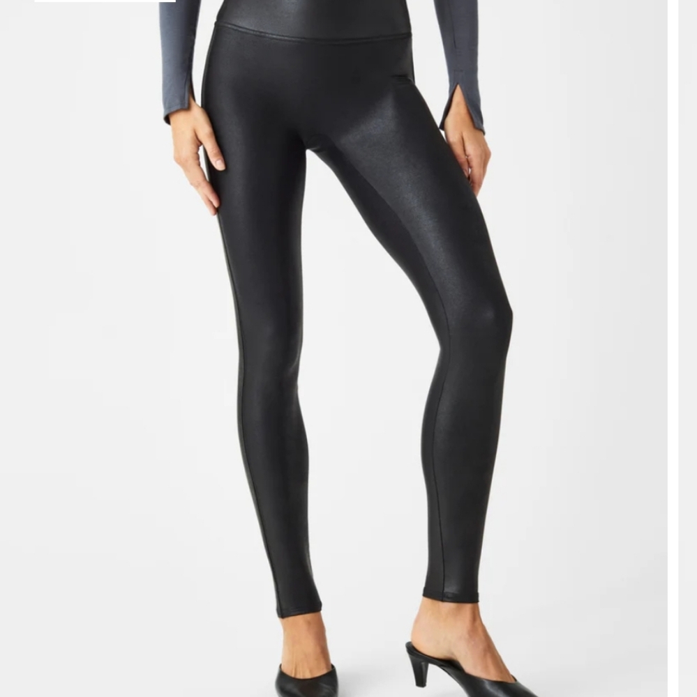 SPANX shape Faux Leather Leggings Size Small Petite Black
